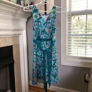 Pretty Sleeveless Dress